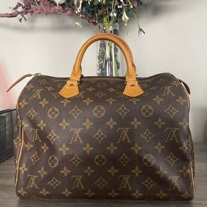 SOLD! 100% authentic vintage Louis Vuitton, speedy 30.
